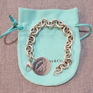 Tiffany & Co. Sterling Silver. "Please Return To" Round Tag Circle Bracelet.